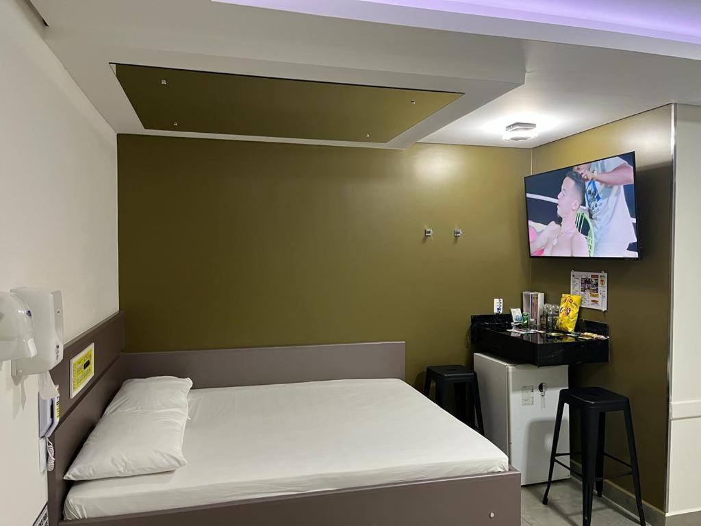 Motel Drive In T - Prolongamento Da Avenida Getulio Vargas Facil Acesso Ao Shopping Patio Шапеко Экстерьер фото
