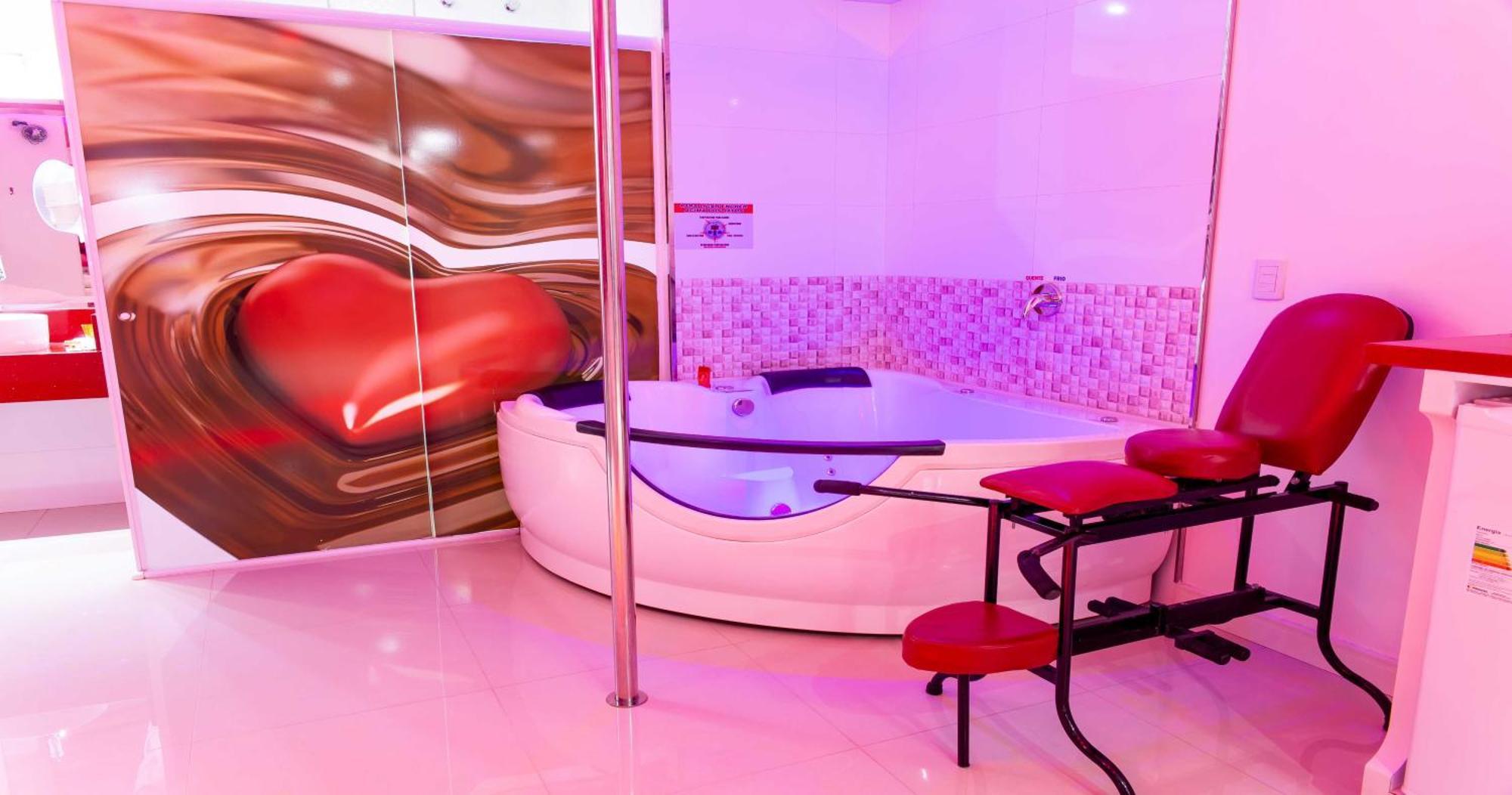 Motel Drive In T - Prolongamento Da Avenida Getulio Vargas Facil Acesso Ao Shopping Patio Шапеко Экстерьер фото
